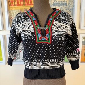 Vintage 90s Dale of Norway Knit Wool Sweater